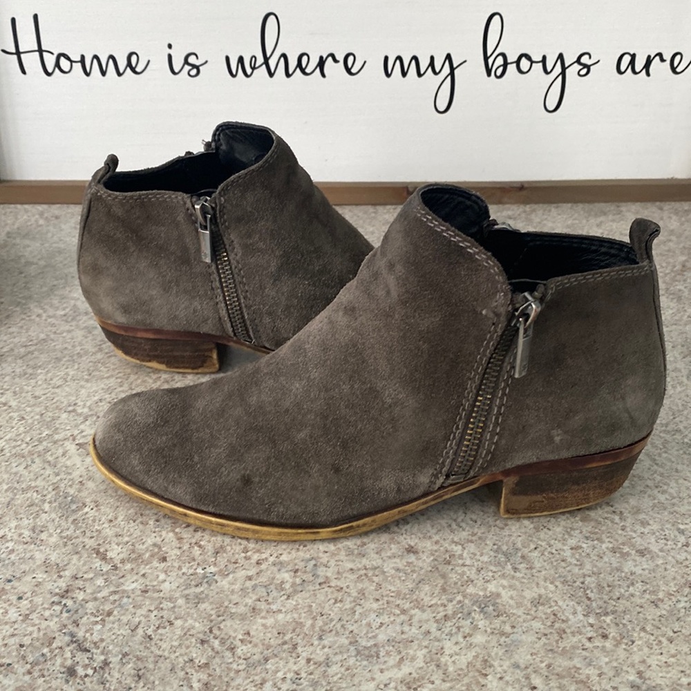 Lucky brand women’s ankle booties size 7